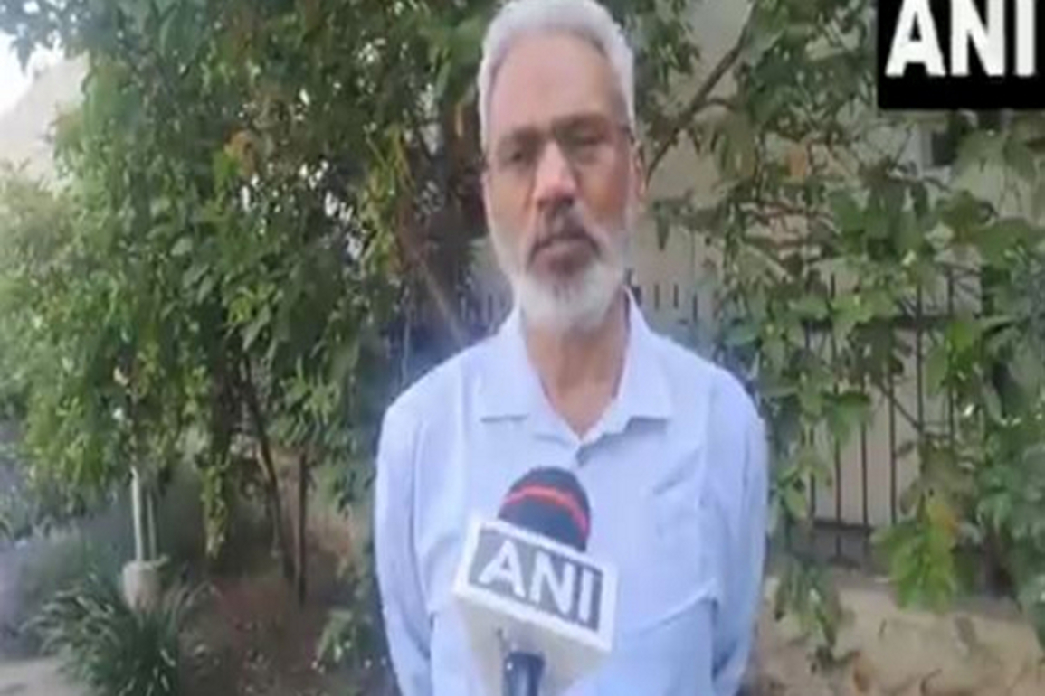 Defence Expert DS Dhillon stresses talks for India-Pak peace