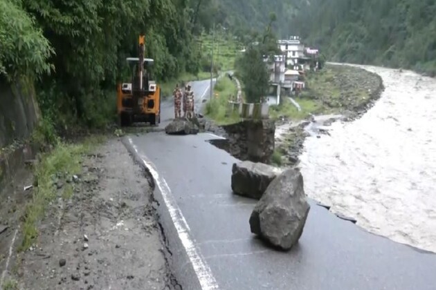 Sara Ali Khan, Bhumi Pednekar, other celebs react to Uttarkashi cloudburst, share helpline numbers