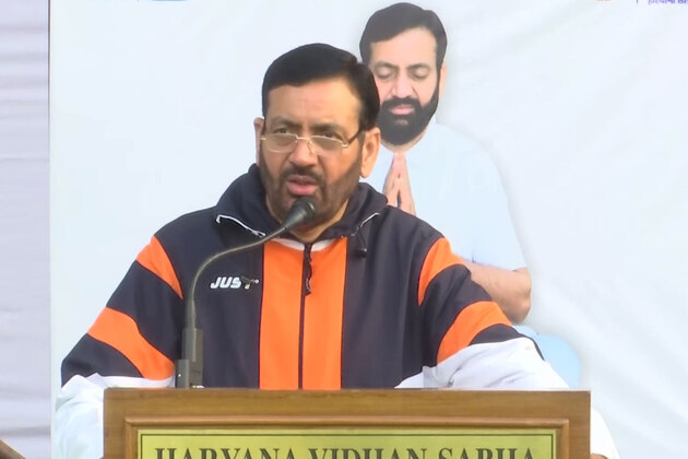Haryana CM participates in Yoga protocol training ahead of International Yoga Day