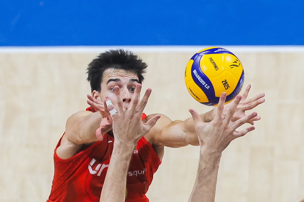 (SP)PHILIPPINES-PASAY CITY-VOLLEYBALL-FIVB MEN'S WORLD CHAMPIONSHIP 2025-BUL VS POR