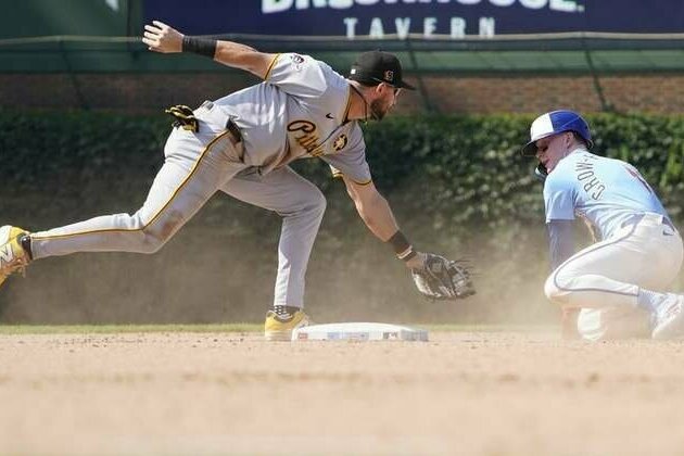 Skid snapped, Pirates pursue series victory over Cubs