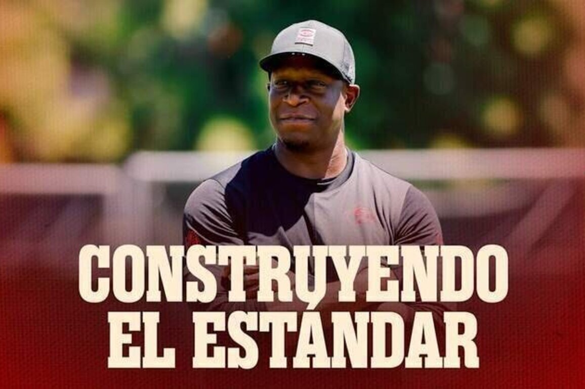 Raheem Morris Construyendo el Estndar de los 49ers