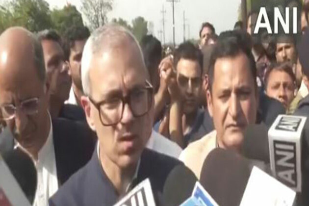 "Great loss...": J-K CM Omar Abdullah on demise of Shia scholar Allama Aga Syed Mohammad Baqir