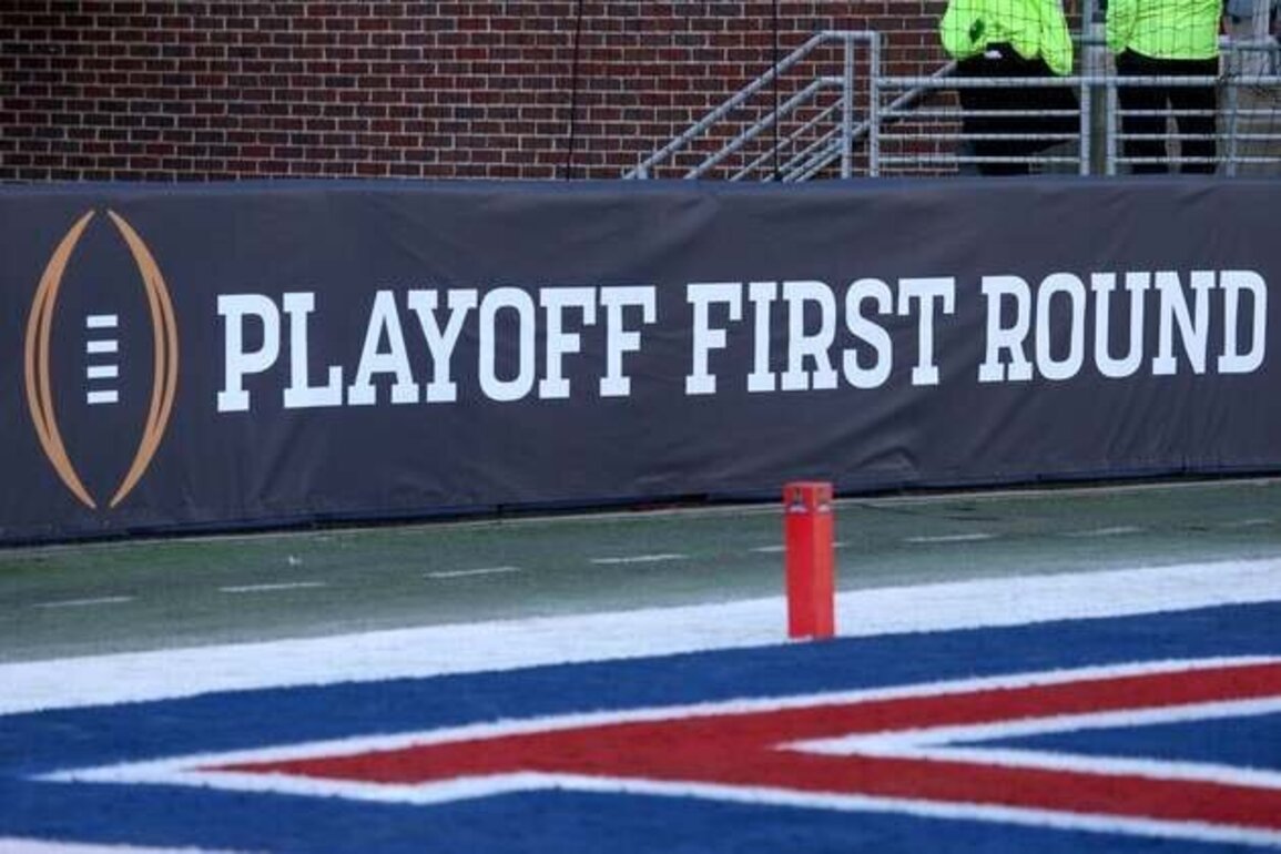 CFP ratings plummet 7% as games opposite NFL struggle again