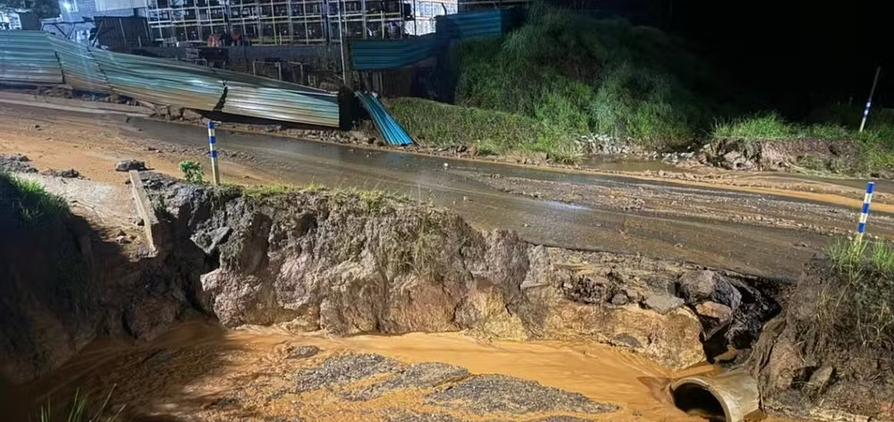 Transbordamento na mina de Viga, da Vale