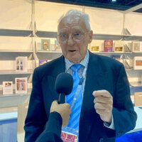 Romanian linguist unveils rare treasures at Abu Dhabi International Book Fair