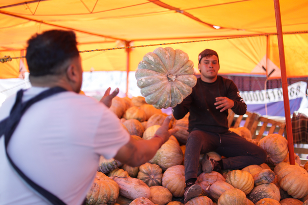 MEXICO-MEXICO CITY-DAY OF THE DEAD-MARKET