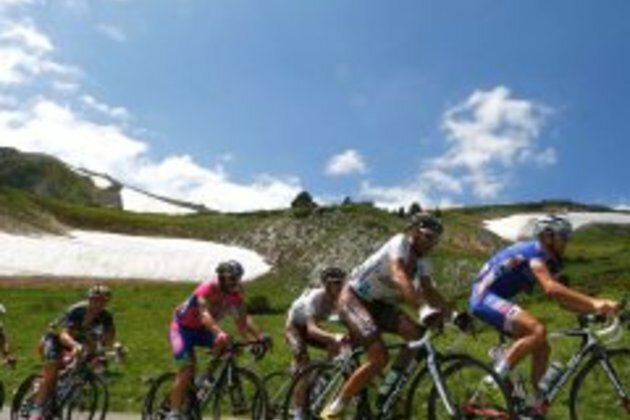 French MPs call for Tour de France to join UNESCO list