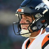 Broncos batter Justin Fields, Jets in London rock fight