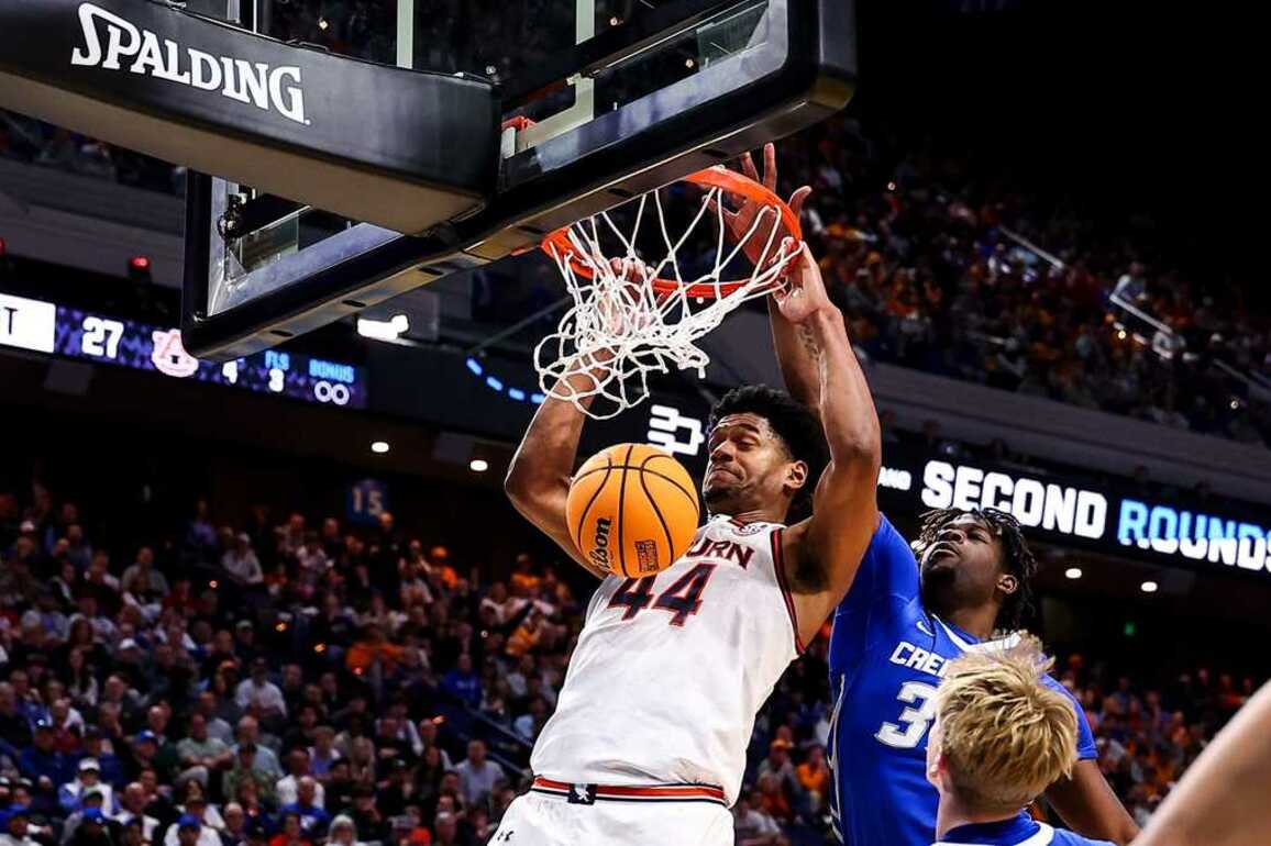 LIVE UPDATES- Auburn and Creighton face off in round 2