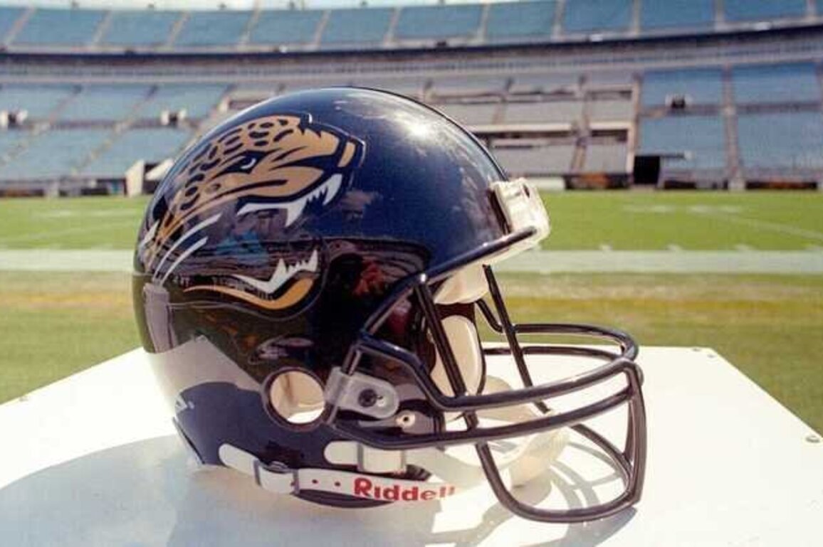 Jaguars to Play Sunday at 1 p.m. with Division Title on the Line