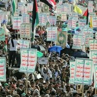 Houthi rebels give Israel 4 days to lift blockade on Gaza aid