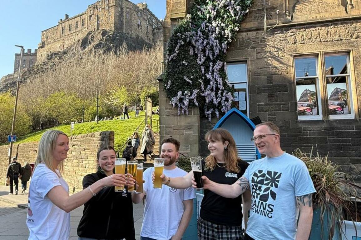Craft beer festival returns to Edinburghs Grassmarket - The Herald