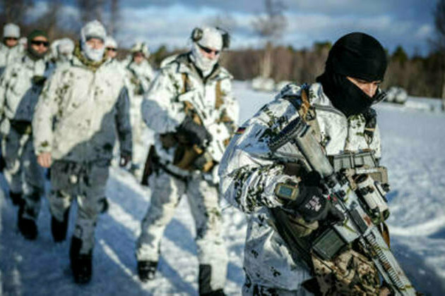 UK eyeing permanent Arctic military presence - Telegraph