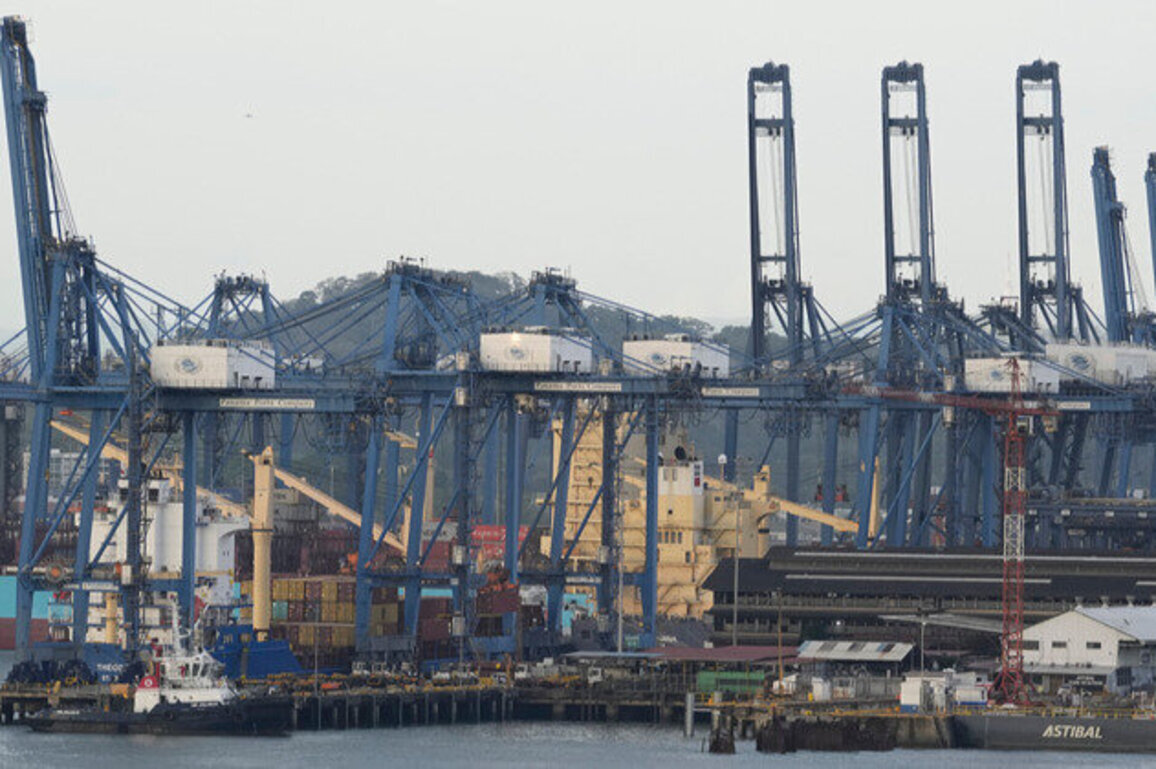 China responds to Panama's takeover of two canal ports