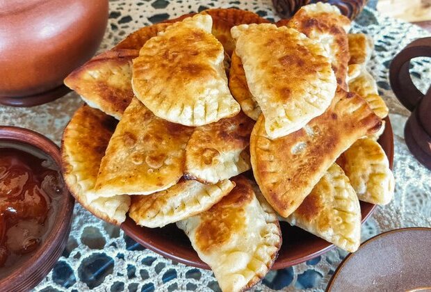 How to bake sweet Karelian pies for a son-in-law (RECIPE)