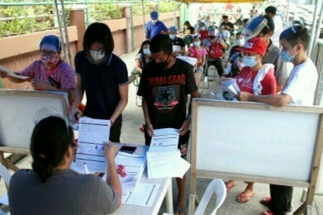 Voter's ID not required to access LGU services: DILG
