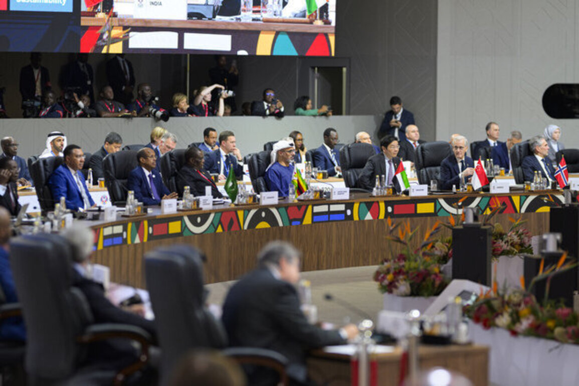 Crown Prince of Abu Dhabi attends G20 Summit in South Africa on behalf of UAE President