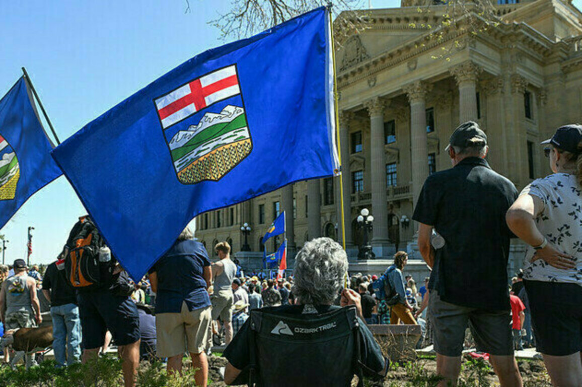 Canadian province could hold secession referendum  premier