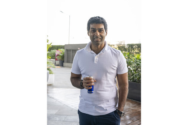 Karun Chandhok set to drive Sebastian Vettel's RB8 at Buddh International Circuit