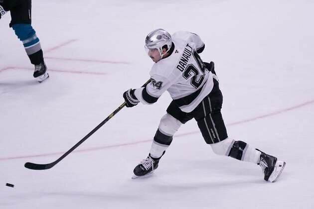 Canadiens re-acquire Phillip Danault in trade with Kings