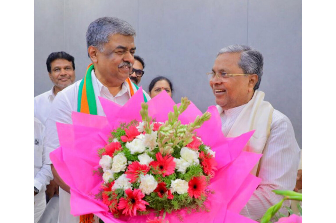 Siddaramaiah extends wishes to BK Hariprasad on his appointment as KPCC President
