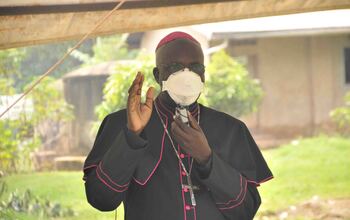 Bp. Kakooza atongozzaekigo kya St. Andrew Kaggwa Kichwa