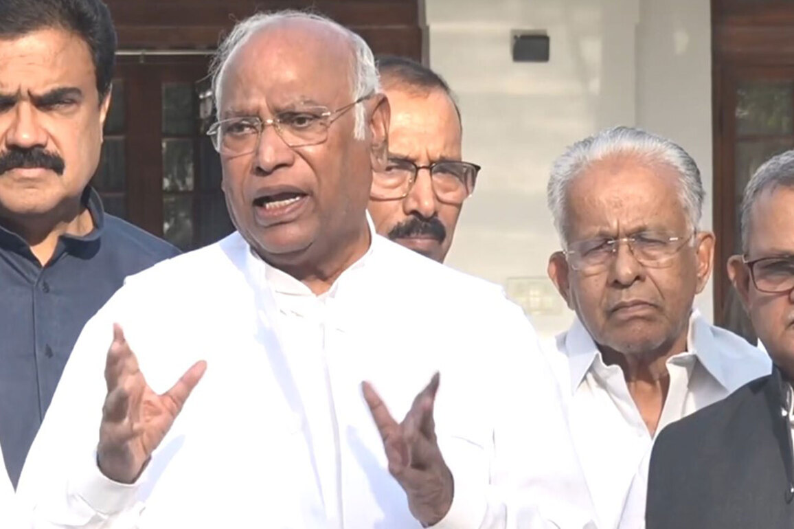 INDIA bloc to oppose delimitation bill in special session; backs women's reservation