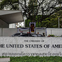 US tech giants advising foreign workers not to leave country - media