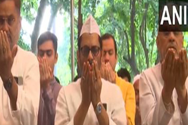 Pakistan will have to sacrifice executioners of oppression who are threat not only to humanity but also to Islam: Mukhtar Abbas Naqvi after Eid al-Adha prayer