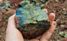 High grade ore of nickel in peridotite ultramafic rocks.Photo: Nanang Sugi / Shutterstock