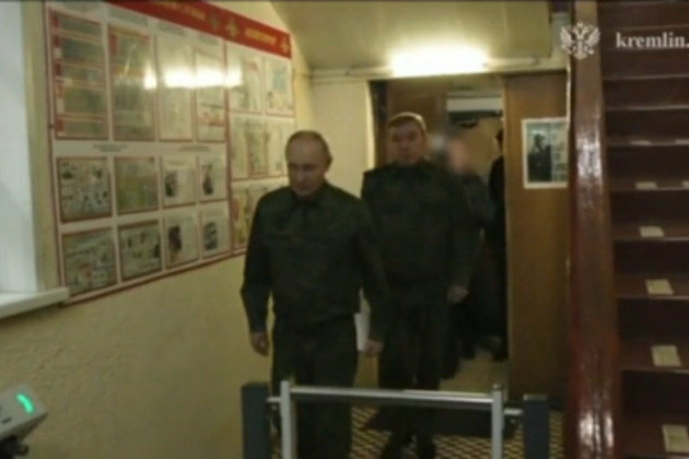 Putin visits Russia's Kursk Region for first time since Ukraine's incursion