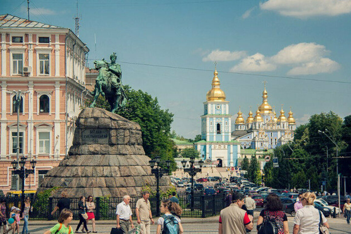 Jeffrey Sachs: Negotiating a Lasting Peace in Ukraine
