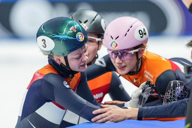 (SP)CHINA-BEIJING-SHORT TRACK SPEED SKATING-WORLD CHAMPIONSHIPS-WOMEN'S 3000M RELAY-FINAL A(CN)