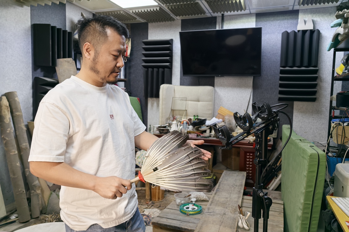 CHINA-SHANDONG-QINGDAO-FILM INDUSTRY-FOLEY ARTIST (CN)