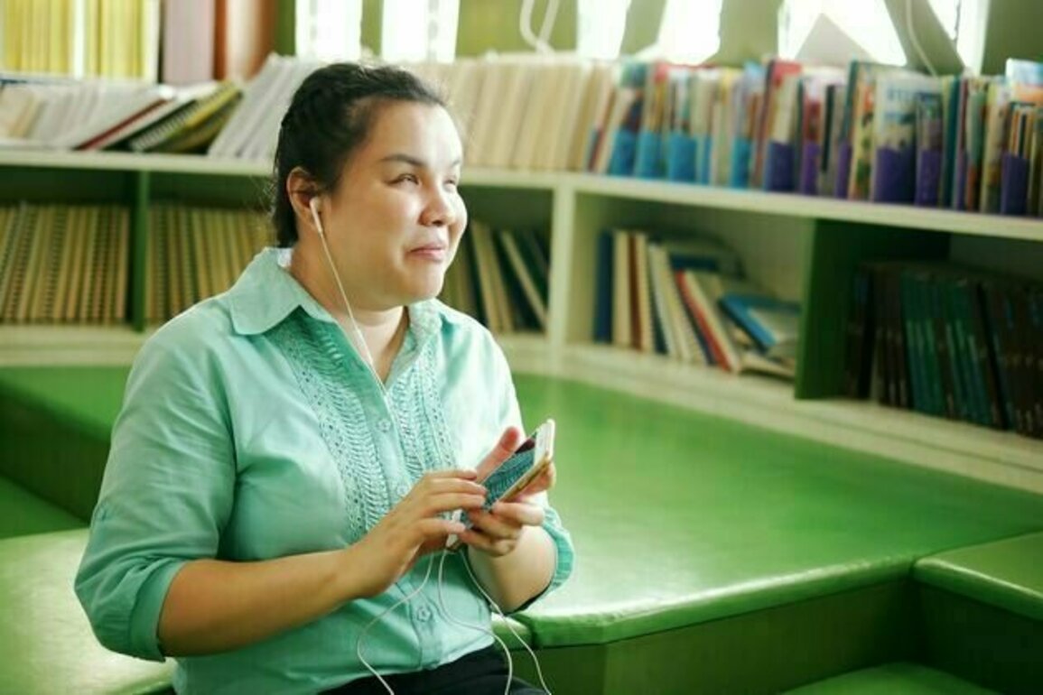 AI is now used for audio description. But it should be accurate and actually useful for people with low vision