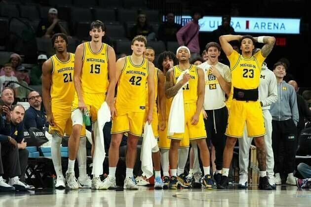 No. 7 Michigan, No. 12 Zags meet for $1 million in Players Era final