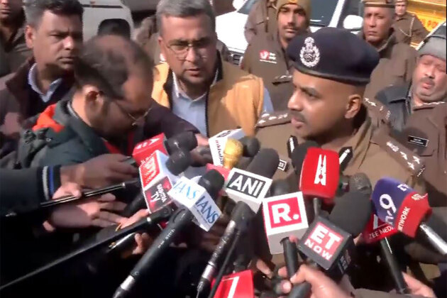 Six more people have been arrested: DCP on Turkman Gate stone pelting case