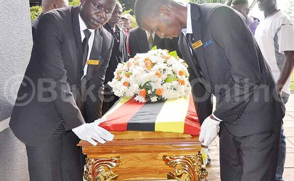 Abakungubazi nga bali e Lugogo mu MTN Arena Abakungubazi nga bali e Lugogo mu MTN Arena
