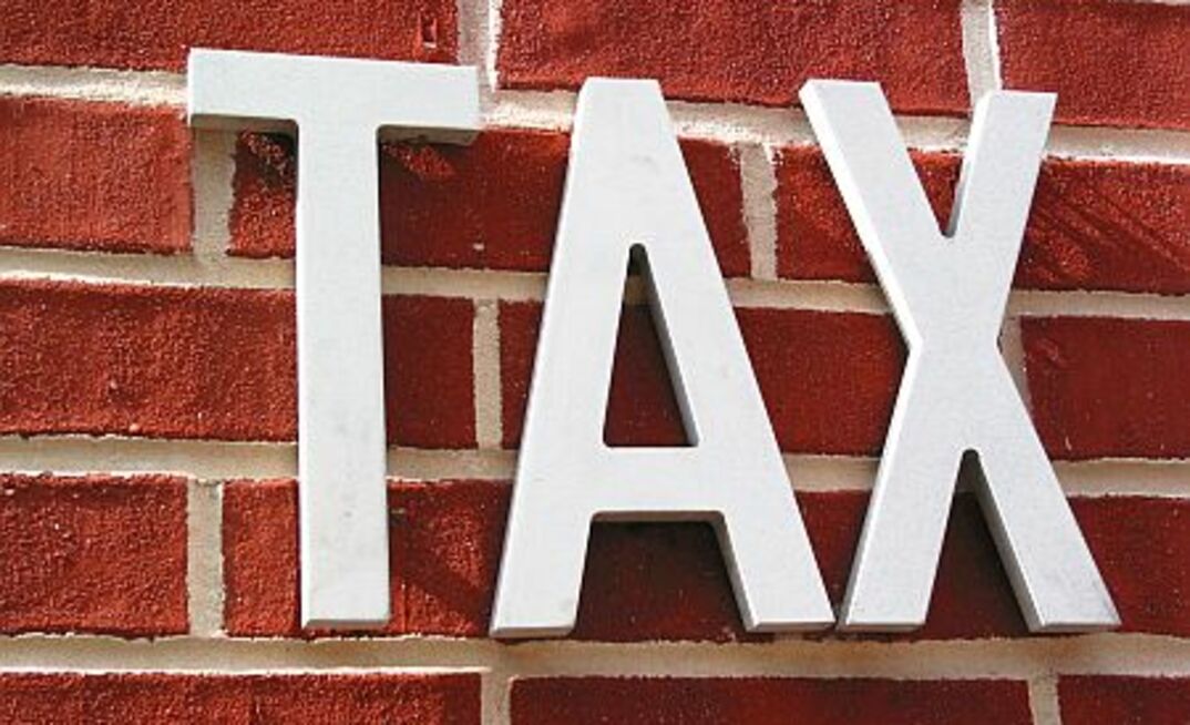 Tax tips for miners. Image credit_Free Images.