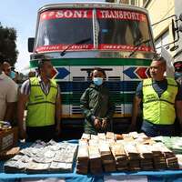 Nepal Police thwarts foreign currency smuggling attempt to China, confiscate thousands of USD, Euro