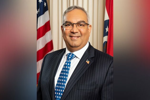 America is a place of unlimited possibilities, says 1st India-American Missouri's State Treasurer Vivek Malek