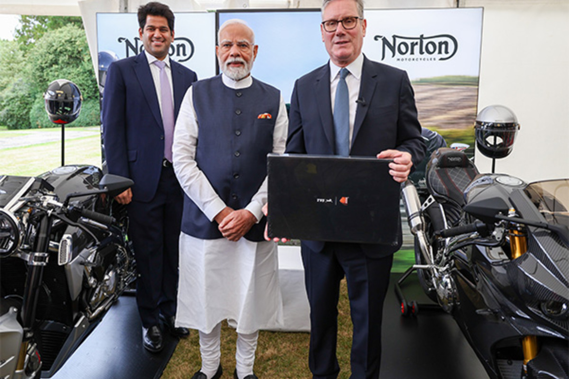 PM Modi visits exhibition on India-UK economic partnership, talks to business leaders