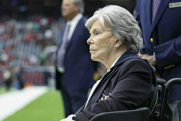 Texans to induct co-founder Janice McNair into Ring of Honor