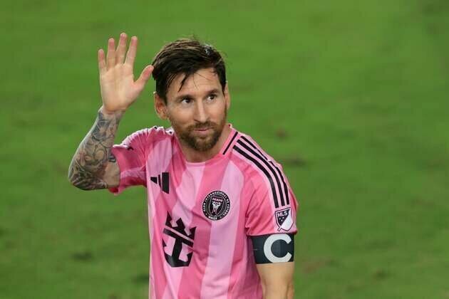 Inter Miami star Lionel Messi signs extension through 2028