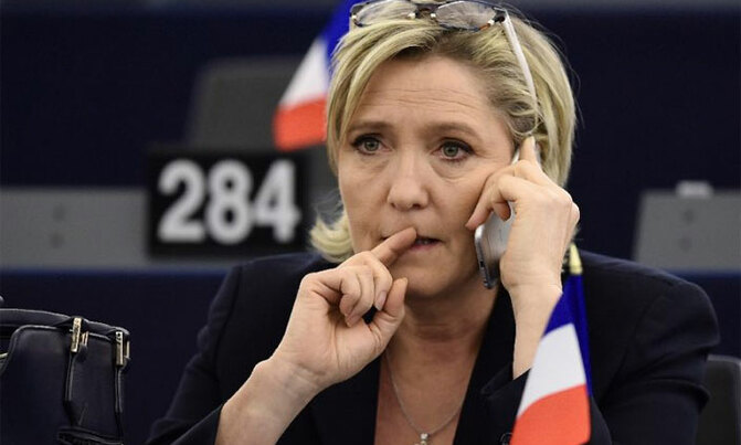Le Pen stripped of French immunity over gruesome IS pictures Le Pen stripped of French immunity over gruesome IS pictures