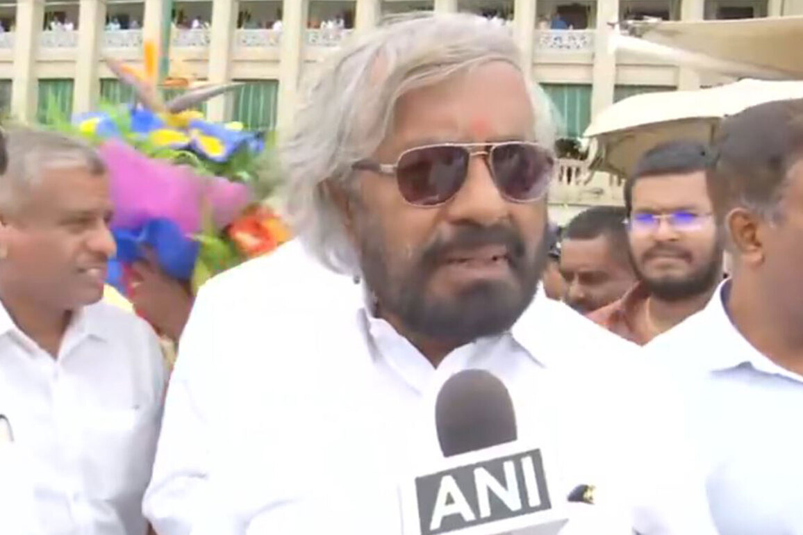 "He will be elected unanimously": Eshwar Khandre on Mallikarjun Kharge's RS nomination from Karnataka