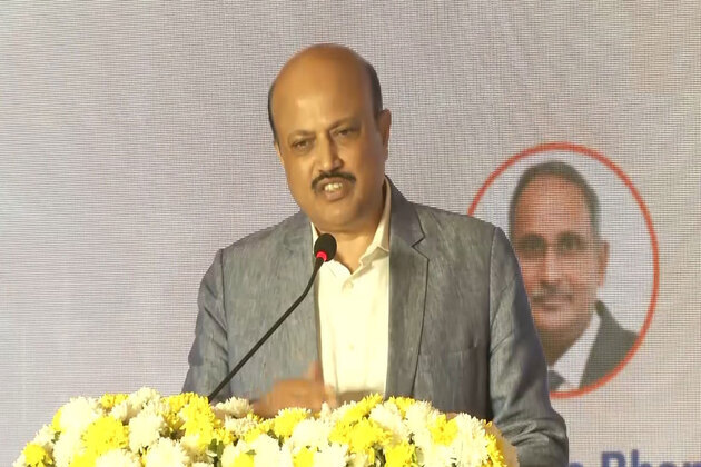 India should move from being a low-cost pharma producer to global quality leader in pharma: Commerce Secretary