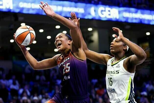 Sami Whitcomb's career-high 36 points carry Mercury past Wings