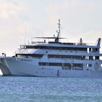 Cruise ship runs aground on reef in Fiji, 30 passengers evacuated